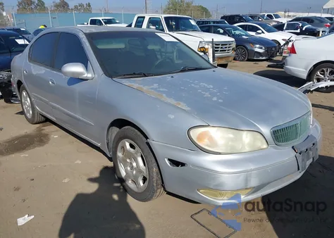 2001 Infiniti I30 Luxury z USA, uszkodzony, nr VIN JNKCA31AX1T021293